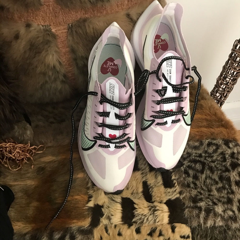 Nike Sneaker - image 2